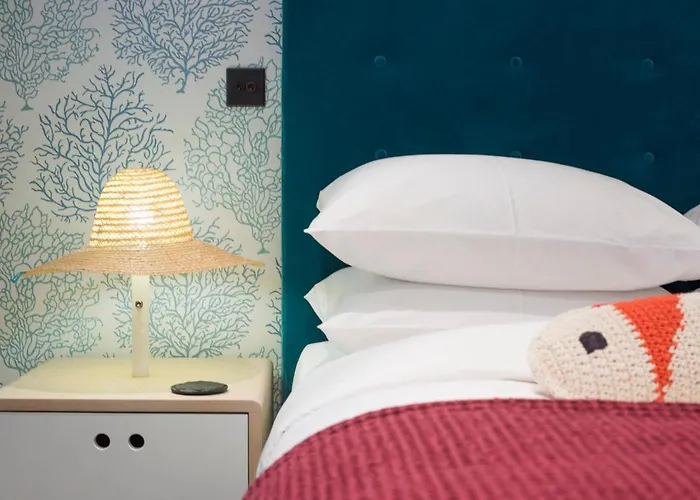 Juliot 5 Star Gold Award Luxury Cottage
