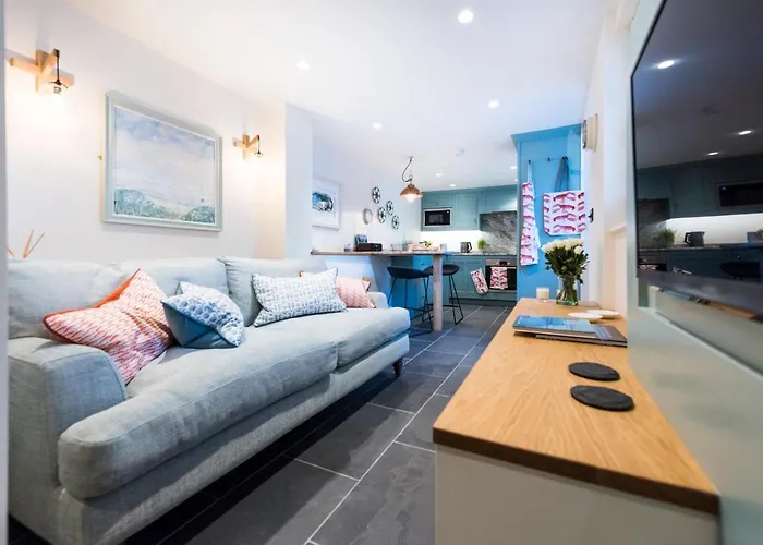 Juliot 5 Star Gold Award Luxury Cottage