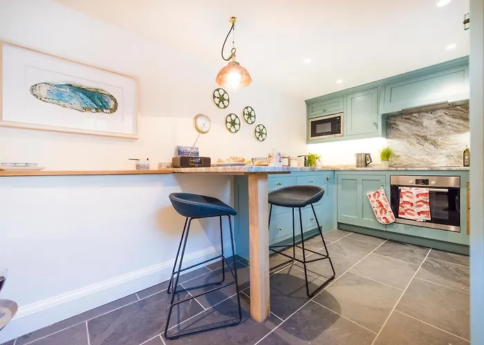 Juliot 5 Star Gold Award Luxury Cottage